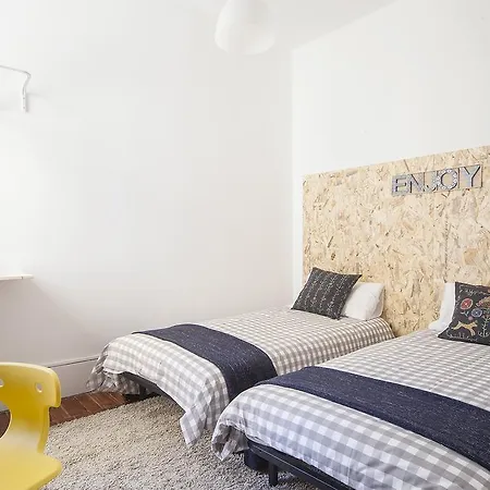 Bauhaus Flat Гостьовий будинок